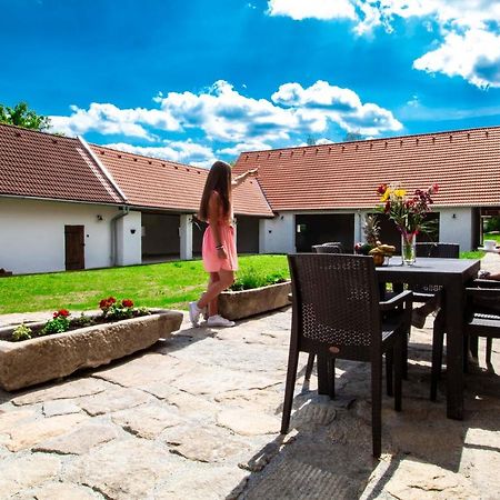 Residence Klazary U Zumberka - Terasove Apartmany Kamenna Luaran gambar